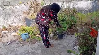 Indian Big Ass Milf Aunty Village Outdoor Sex In Forest Video