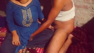 Indian Dehati sexy bhabhi and her dever fucking wet pussy Video