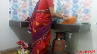 Indian Desi WOman Fucking Hard With Saree In Kitchen By Lover Video