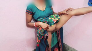 Indian House Maid Standing Pose Fucking Fat Pussy With Owner Video