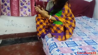 Indian Punjabi Bhabhi Hard Anal Sex In Bedroom With Green Saree Video