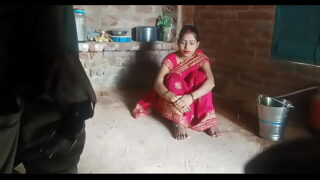 Indian Real Sexy Bhabhi Standing Style Fucking Hard In Saree Video