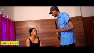 Marathi Beautiful Bhabhi Cheating sex with Security Guard Video